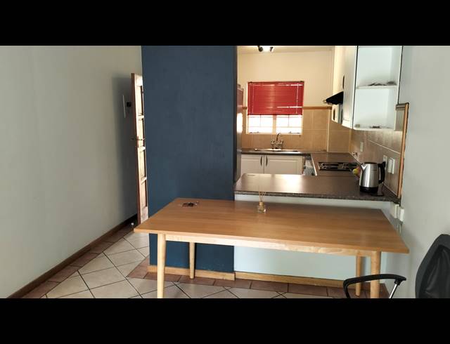 2 BEDROOM SECTIONAL TITLE RENTED IN OLYMPUS AH